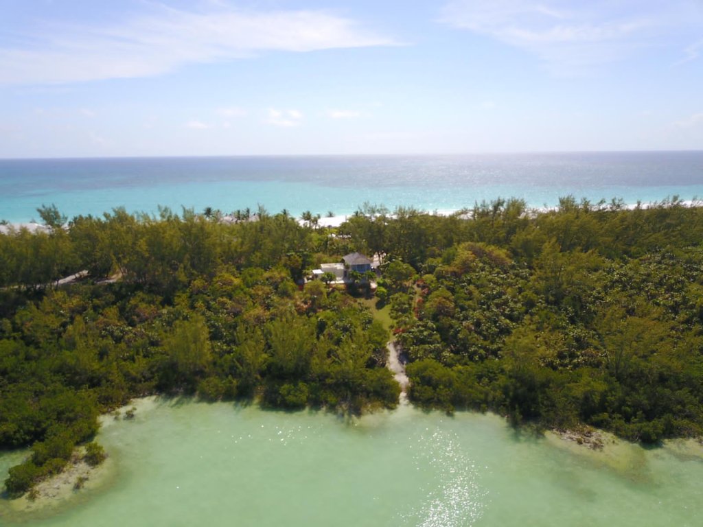 Sunnyside - Waterfront Home on Exclusive Windermere Island Vacation Rental - RedAwning