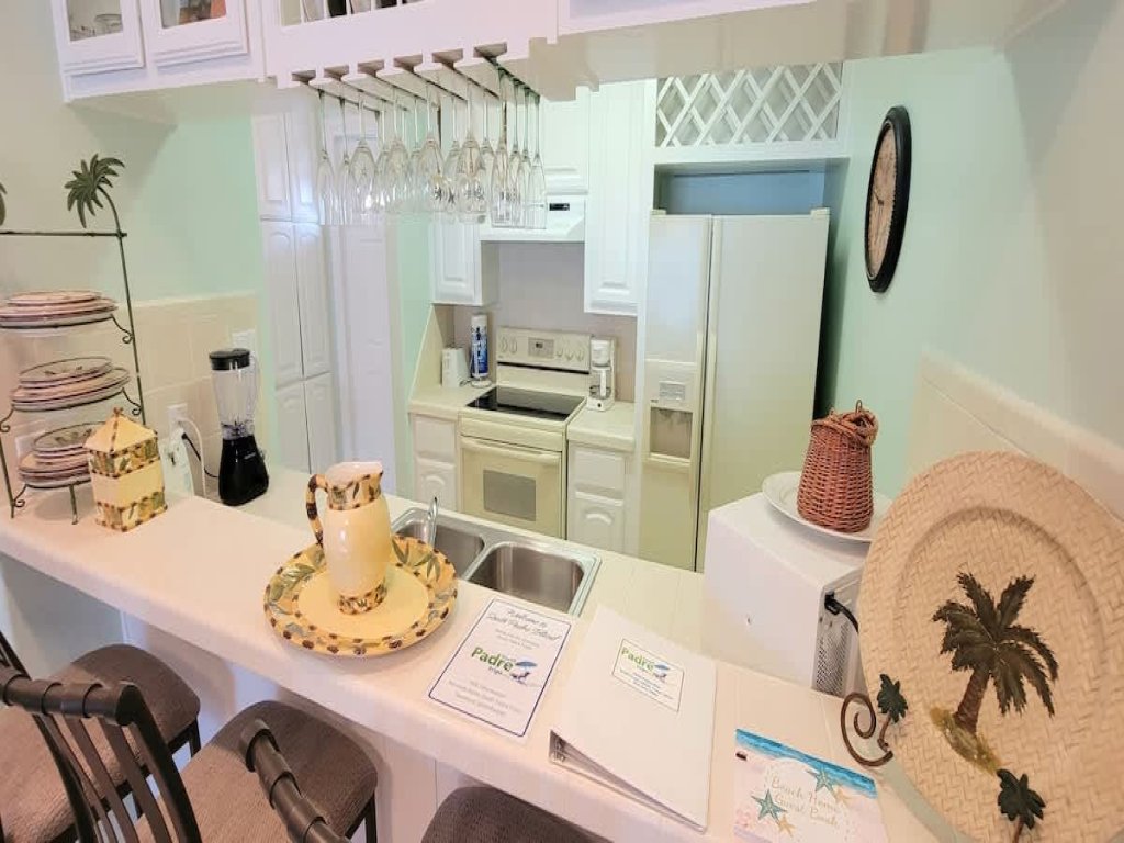 * 2nd Floor * Sleeps 8 * Pool *Walkable Location Vacation Rental in South Padre Island - RedAwning