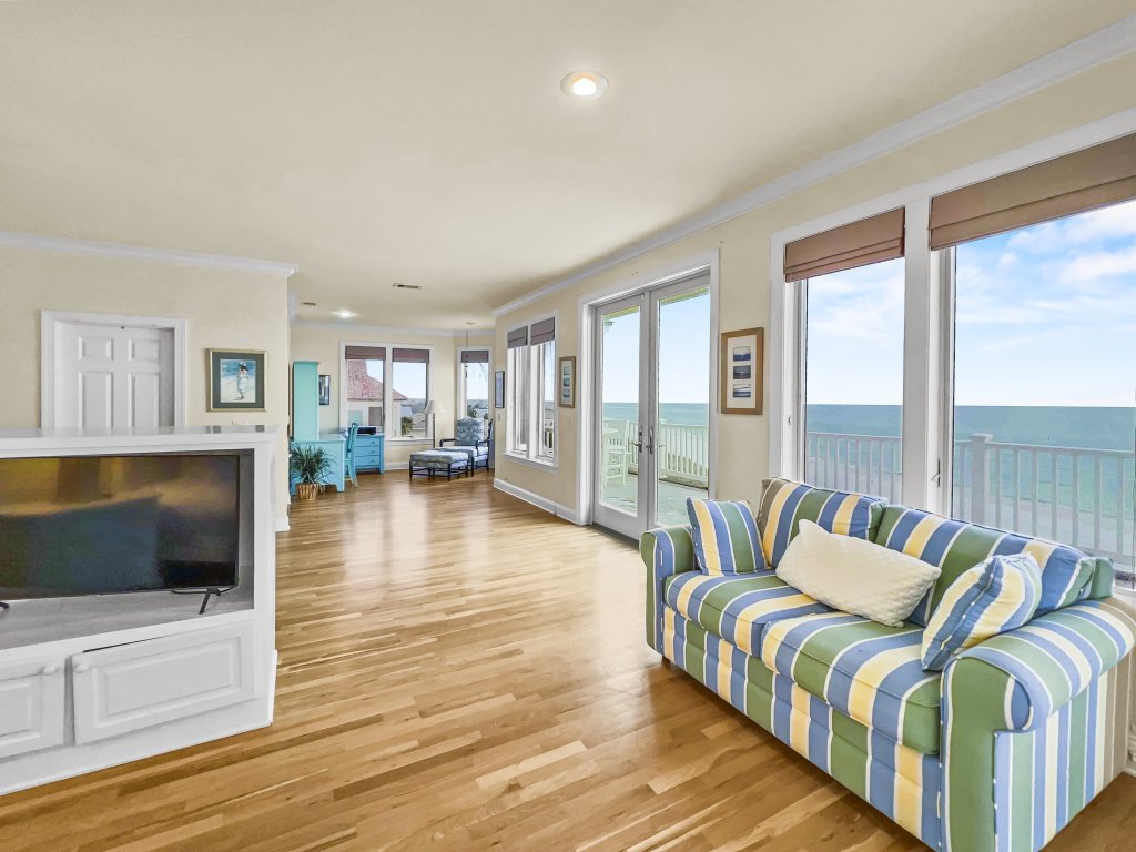Turtle Watch Vacation Rental in Inlet Beach - RedAwning