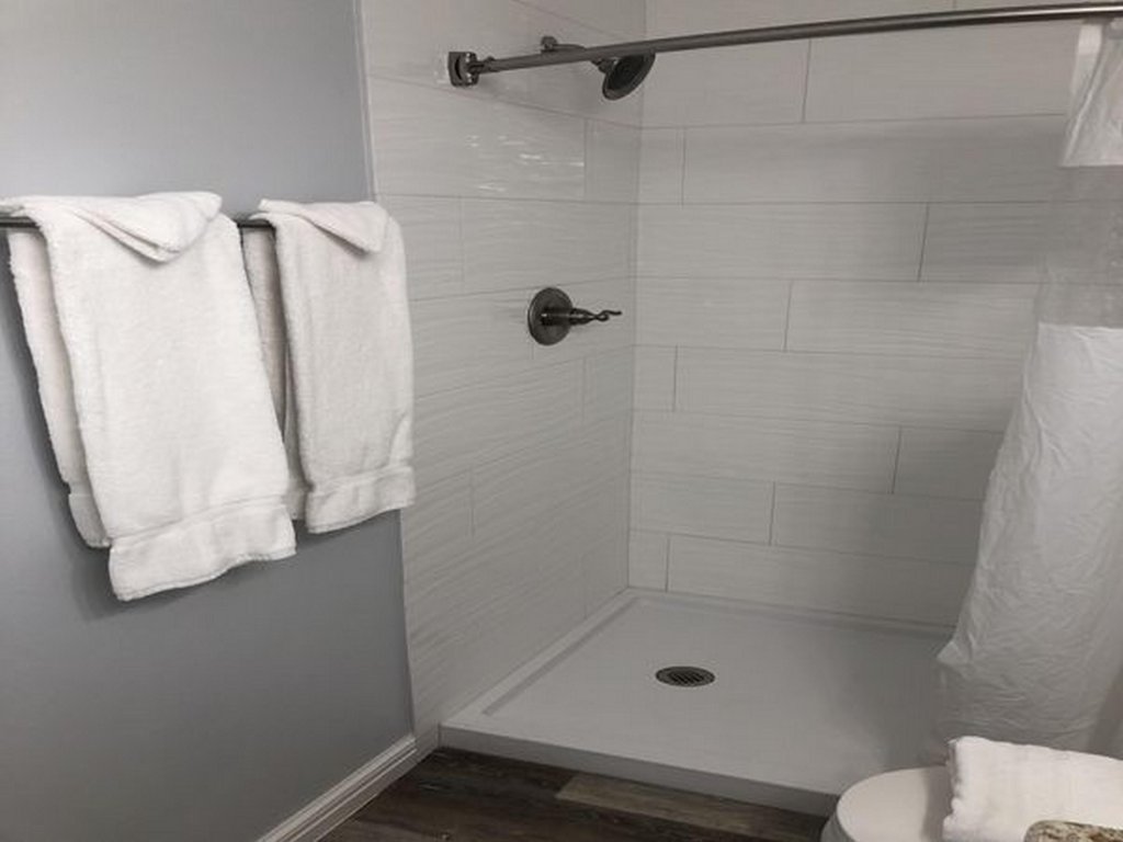 BeachGate Condo Suites and Hotel - Hotel 1 Queen Vacation Rental in Port Aransas - RedAwning