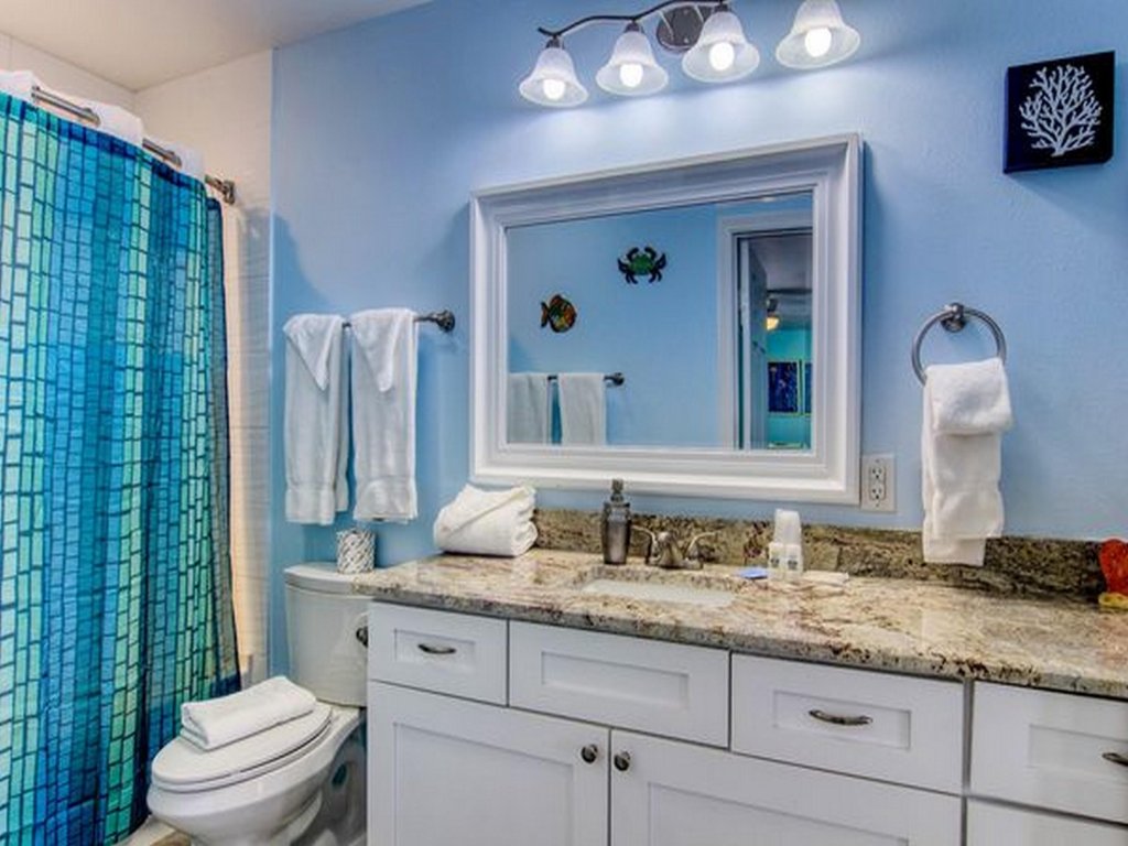 BeachGate Condo Suites and Hotel - Condo Suite 2 Bedroom Vacation Rental in Port Aransas - RedAwning