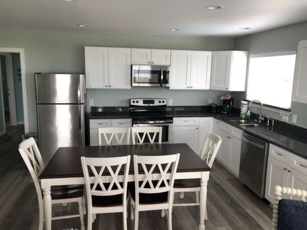 BeachGate Condo Suites and Hotel - Condo Suite 2 Bedroom Vacation Rental in Port Aransas - RedAwning