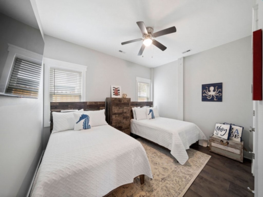 A Red Snapper Vacation Rental in North Carolina - RedAwning