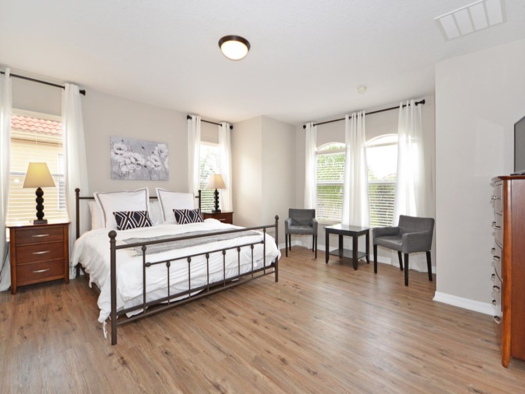 Summer Sparkle Vacation Rental in Kissimmee - RedAwning