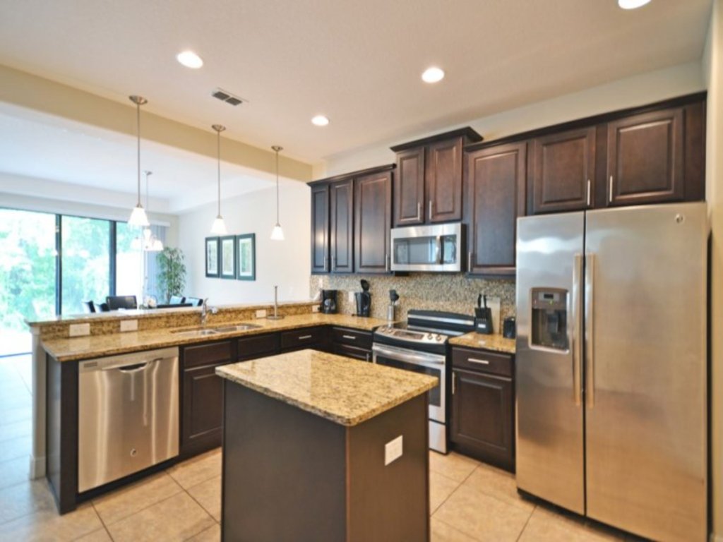 Fountains Retreat Vacation Rental in Davenport - RedAwning