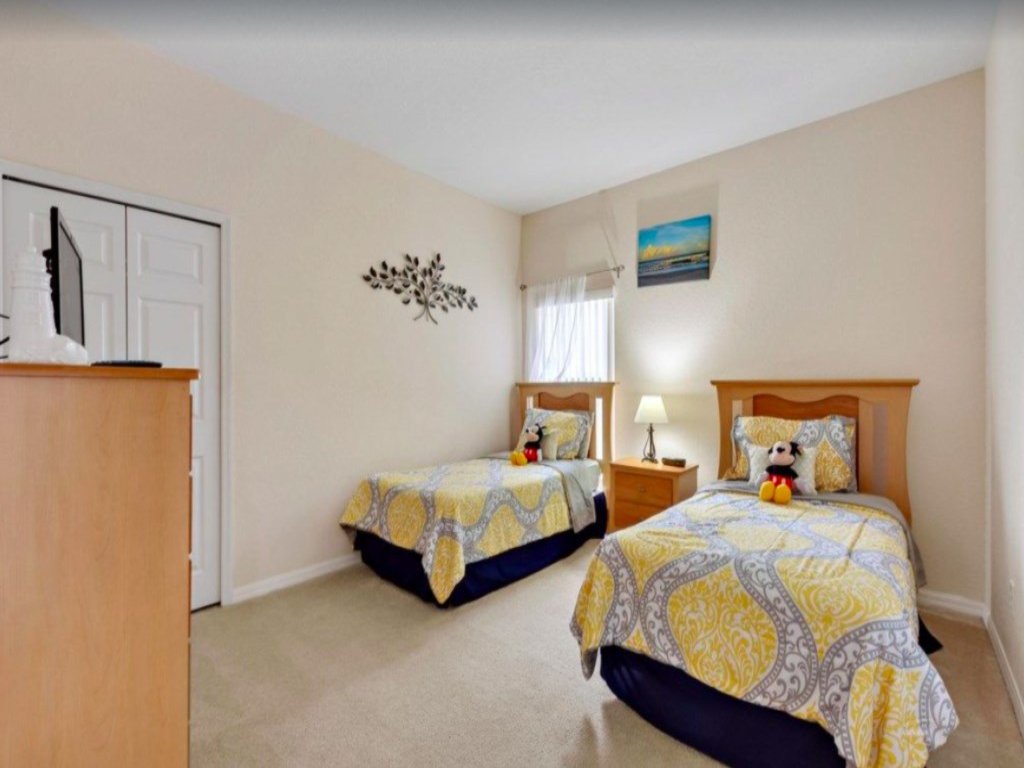Summer Place Villa Vacation Rental in Clermont - RedAwning