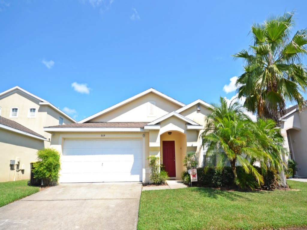 Bloomingdale Villa Vacation Rental in Davenport - RedAwning