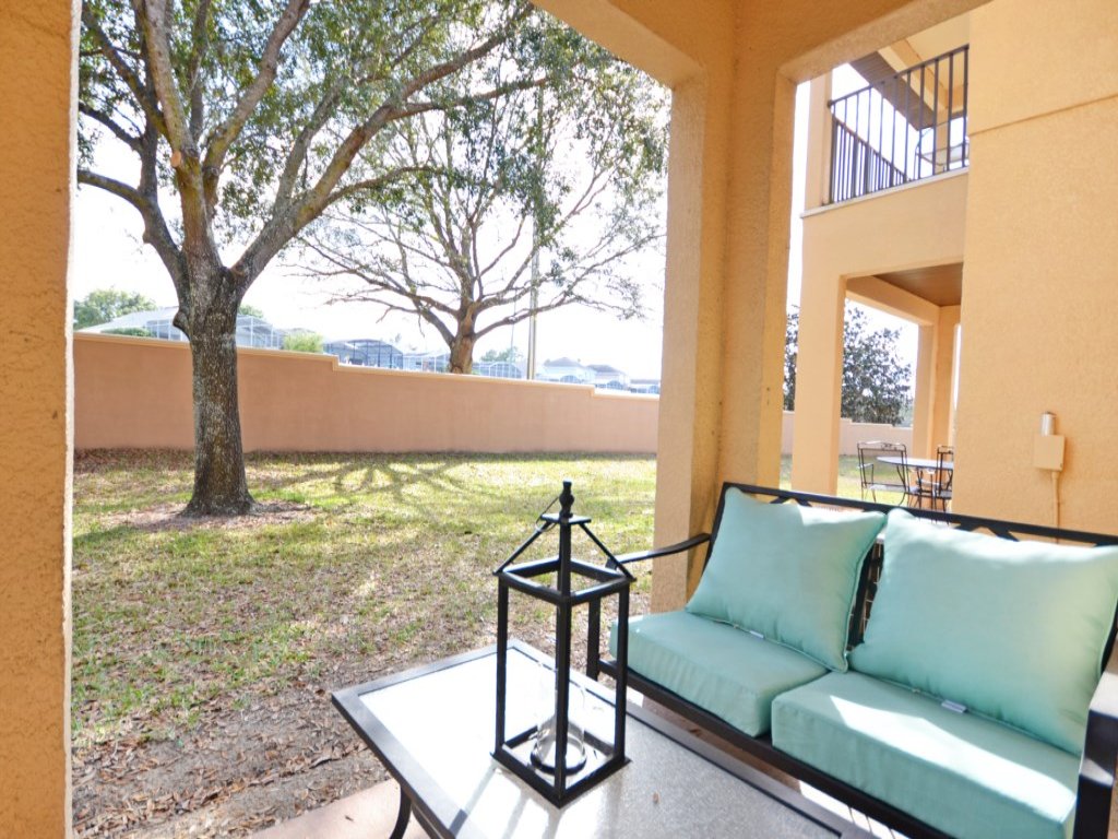 La Mirage  Vacation Rental in Davenport - RedAwning