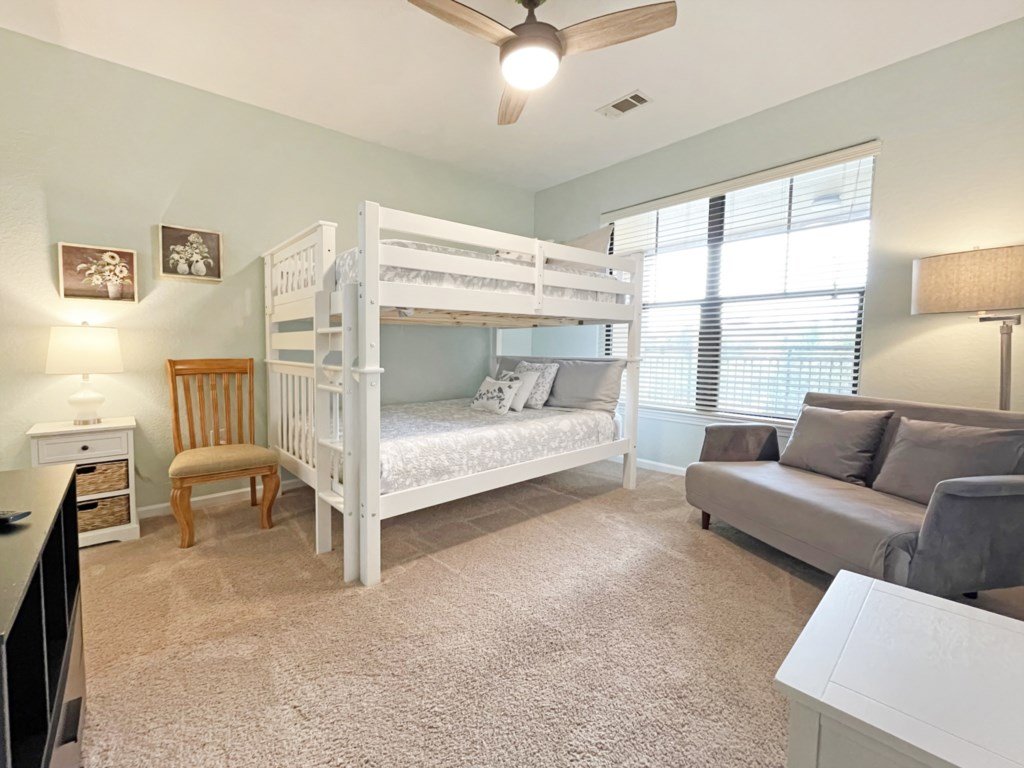 Lullaby Loft Vacation Rental in Davenport - RedAwning