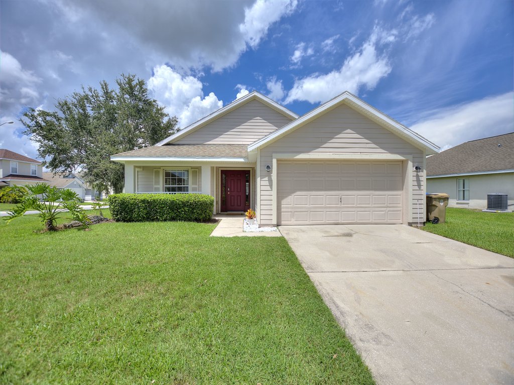 Gilded Parasol by Shine Villas Remington Golf 420 Vacation Rental in Kissimmee - RedAwning