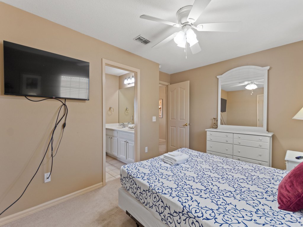 Sunset Corner Retreat by Shine Villas Vacation Rental in Davenport - RedAwning