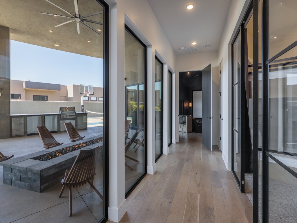 Exclusive Pool Villa Vacation Rental in St. George - RedAwning
