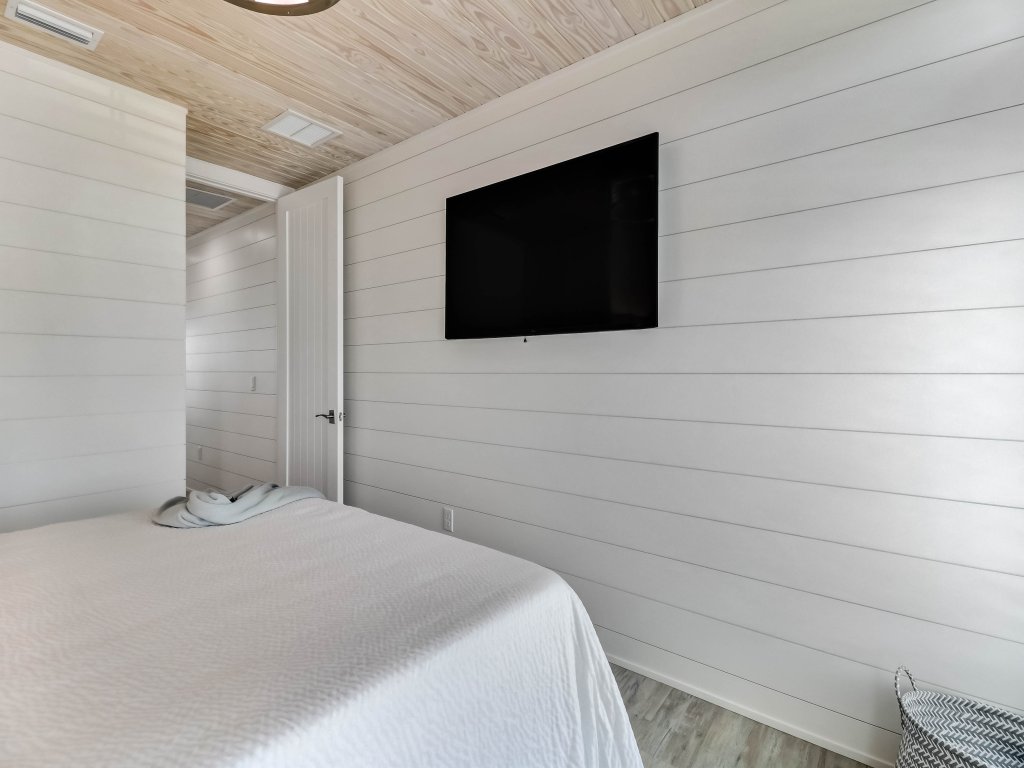 226 South Fletcher Ave Vacation Rental in Fernandina Beach - RedAwning
