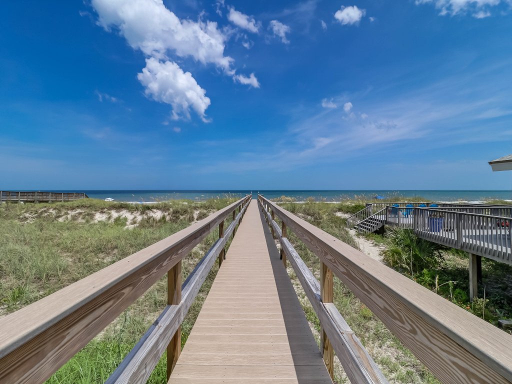 226 South Fletcher Ave Vacation Rental in Fernandina Beach - RedAwning