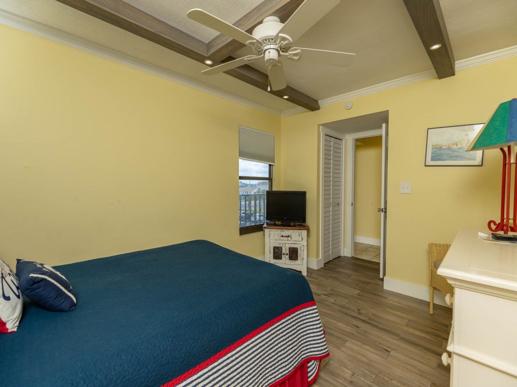 Island Winds West 2 Bed 2 Bath Gulf Front High Sleeps 6 Vacation Rental in Gulf Shores - RedAwning