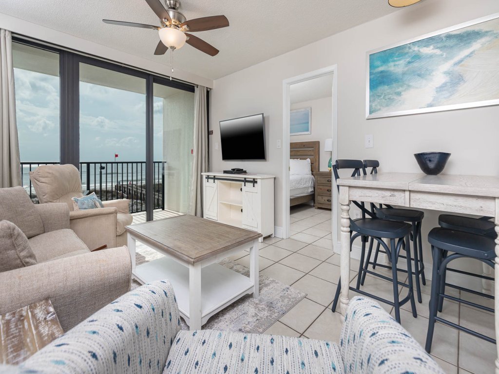 Island Winds West 2 Bed 2 Bath Gulf Front Low Sleeps 6 Vacation Rental in Gulf Shores - RedAwning