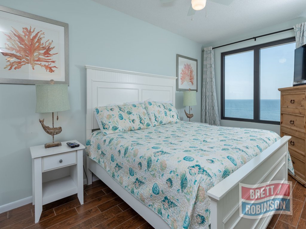 Island Winds West 2 Bed 2 Bath Gulf Front High 2T Sleeps 6 Vacation Rental in Gulf Shores - RedAwning