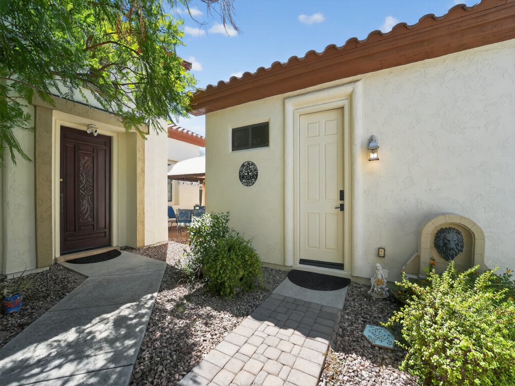 Elm Casita Vacation Rental in Litchfield Park - RedAwning