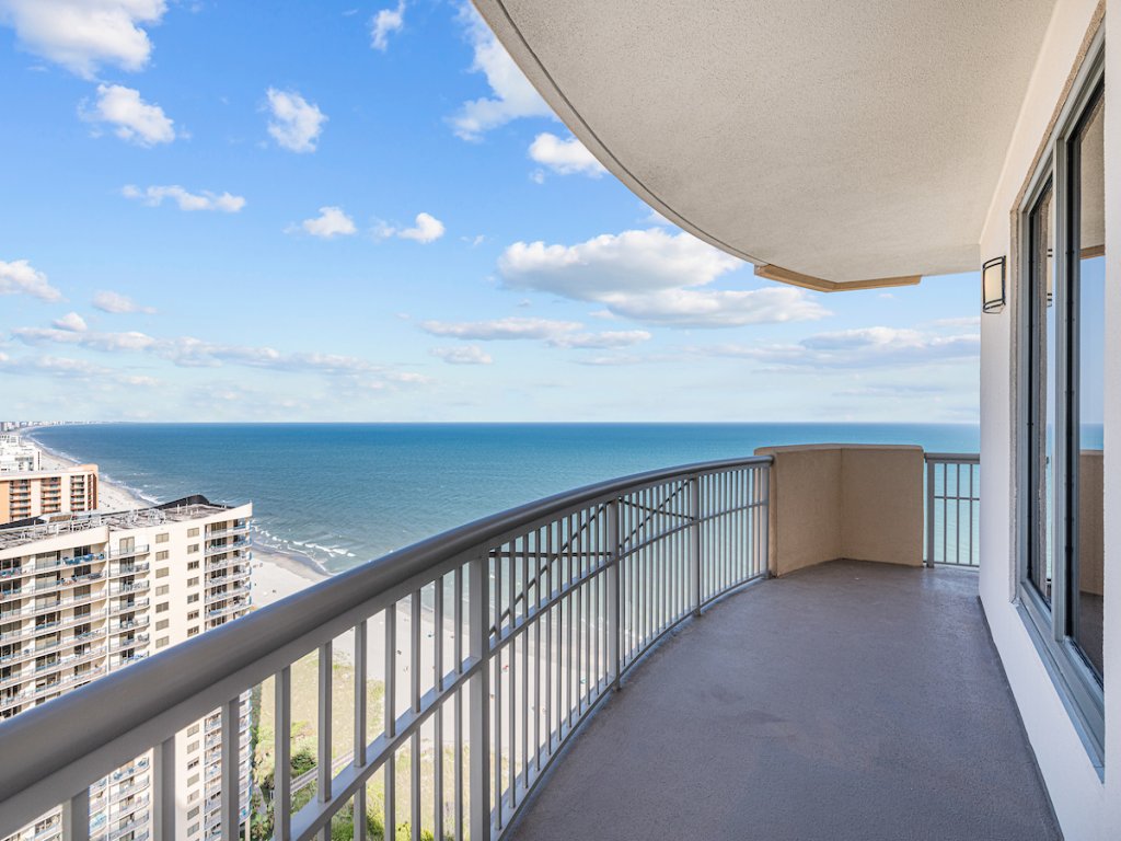 2507 Margate - 4 bedroom ocean front condo - Vacation Rental in Myrtle Beach - RedAwning