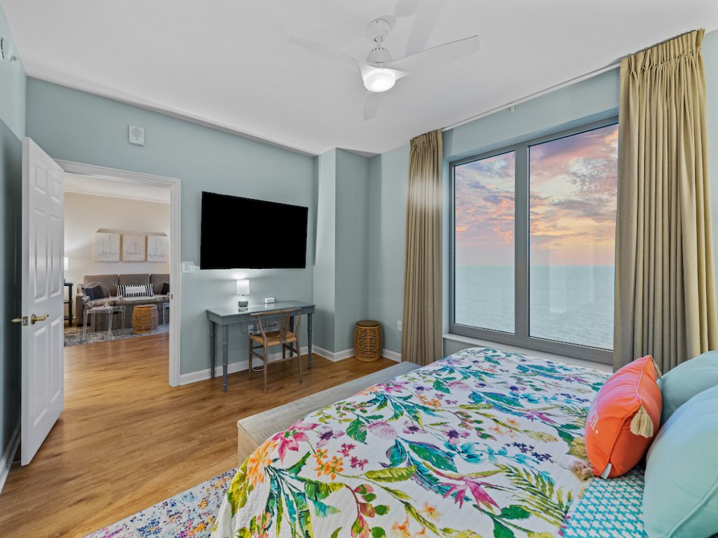 2507 Margate - 4 bedroom ocean front condo - Vacation Rental in Myrtle Beach - RedAwning