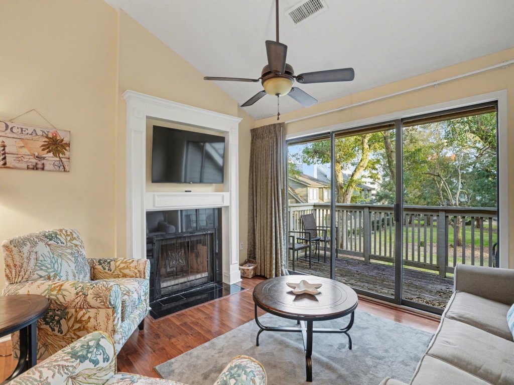 13D Richmond Park @ Kingston Resorts Vacation Rental in Myrtle Beach - RedAwning