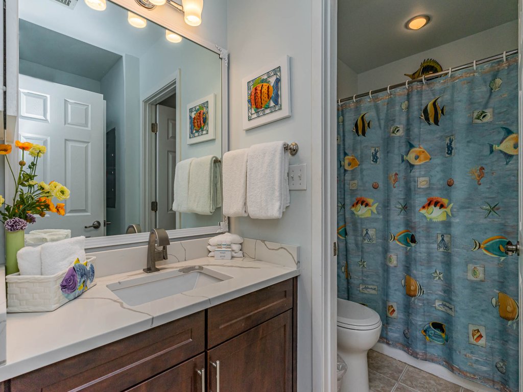 12G Richmond Park Vacation Rental in Myrtle Beach - RedAwning