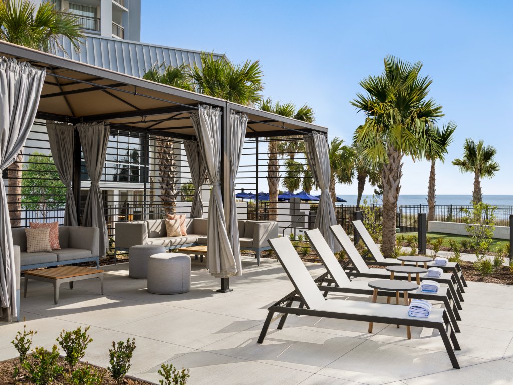 904 South Hampton Vacation Rental in Myrtle Beach - RedAwning