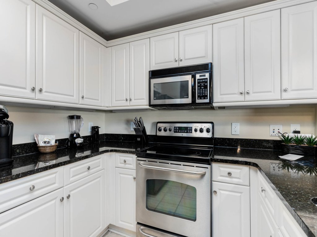 Ocean View 3 Bedroom Unit #1607 Royale Palms Vacation Rental in Myrtle Beach - RedAwning