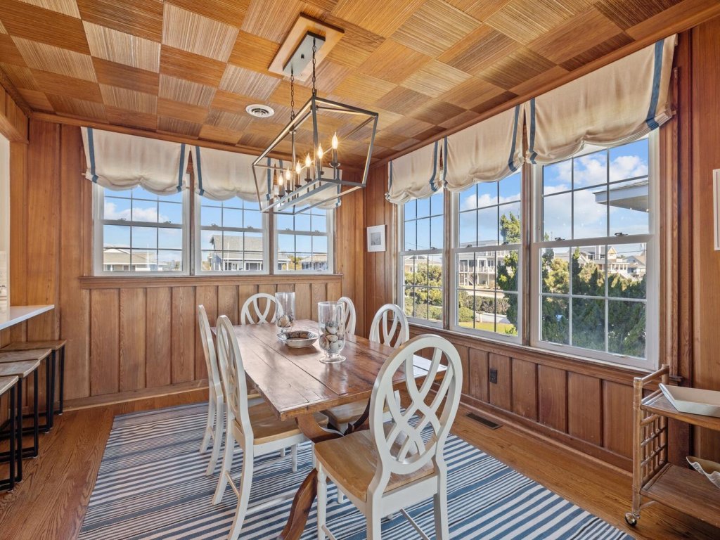 Blount Cottage Vacation Rental in North Carolina - RedAwning