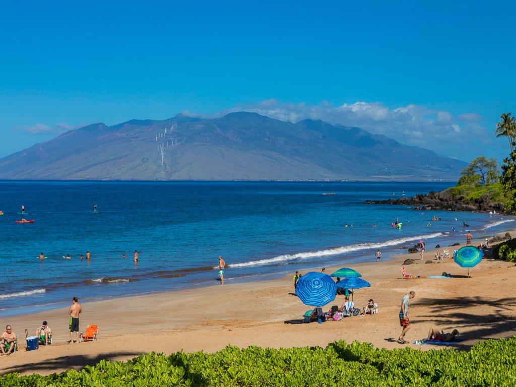 Polo Beach Club 107 Vacation Rental in Wailea - RedAwning