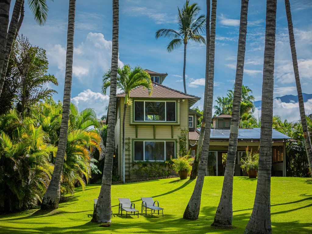 Halama Hale Private Home Vacation Rental in Kihei - RedAwning