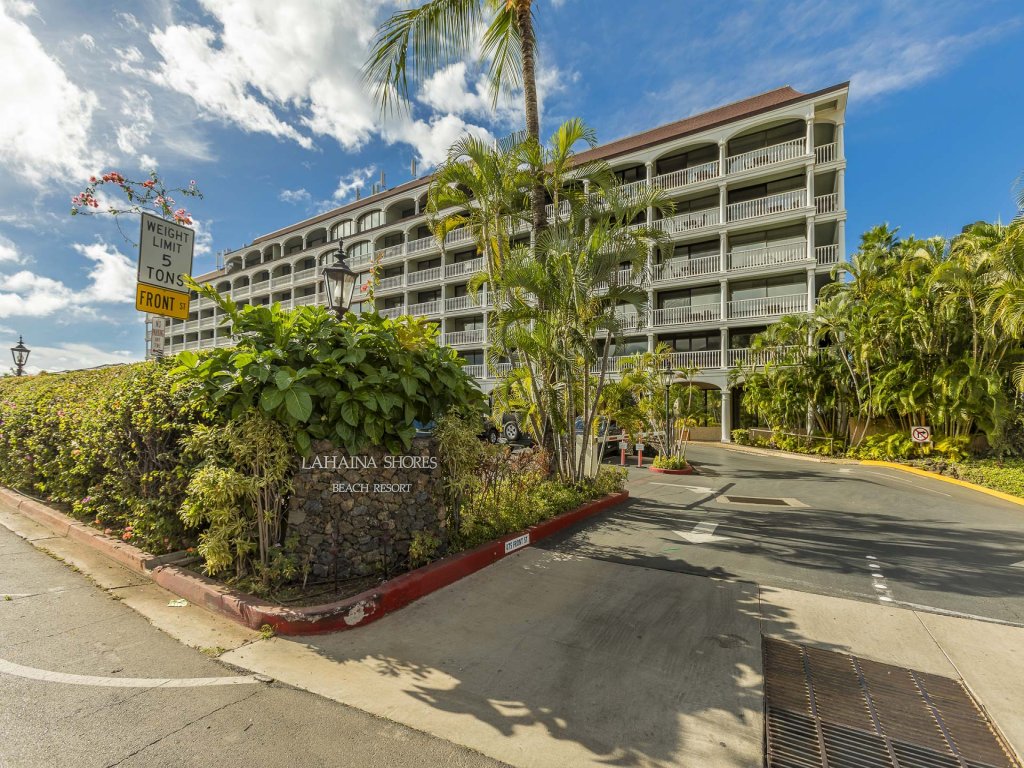 Lahaina Shores 218 Vacation Rental in Lahaina - RedAwning