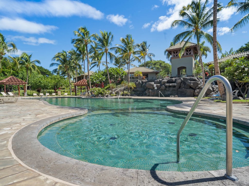 Big Island Fairways at Mauna Lani 1705 Vacation Rental in Kamuela - RedAwning