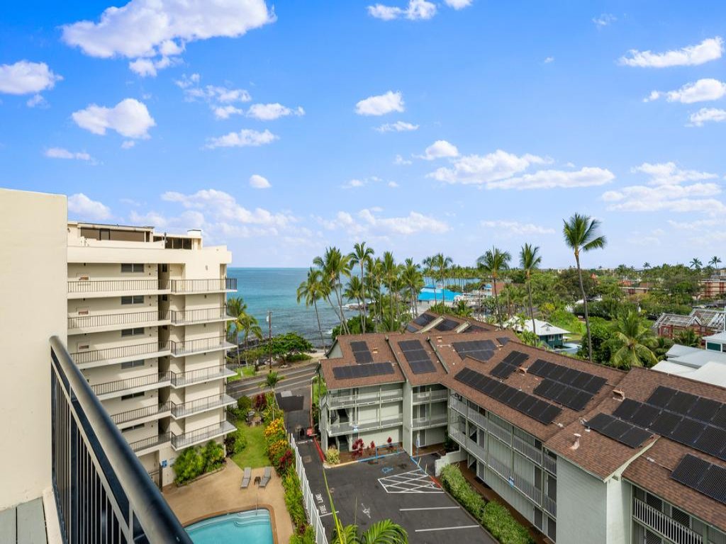 Big Island Kona Alii D212 Vacation Rental in Kailua Kona - RedAwning