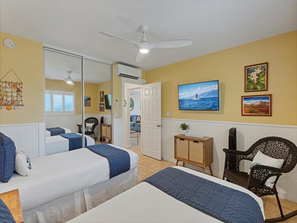 Menehune Shores 102 Vacation Rental in Kihei - RedAwning
