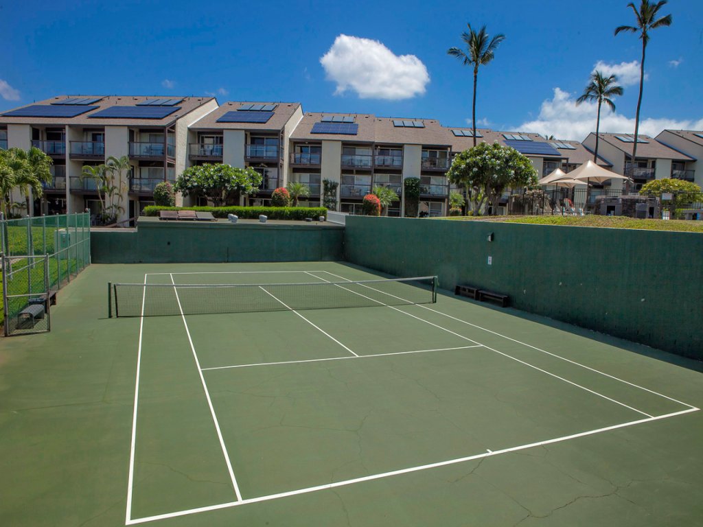 Hale Kamaole 121 Vacation Rental in Kihei - RedAwning