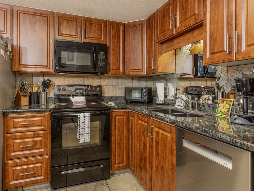 Maui Banyan T209 Vacation Rental in Kihei - RedAwning