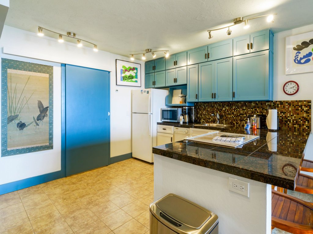 Big Island Kona Pacific E-632 Vacation Rental in Kailua-Kona - RedAwning