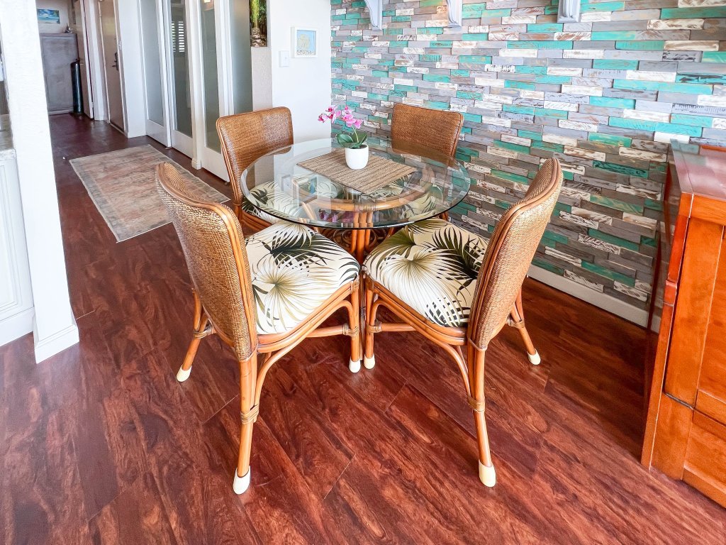 Maalaea Kai 215 Vacation Rental in Wailuku - RedAwning