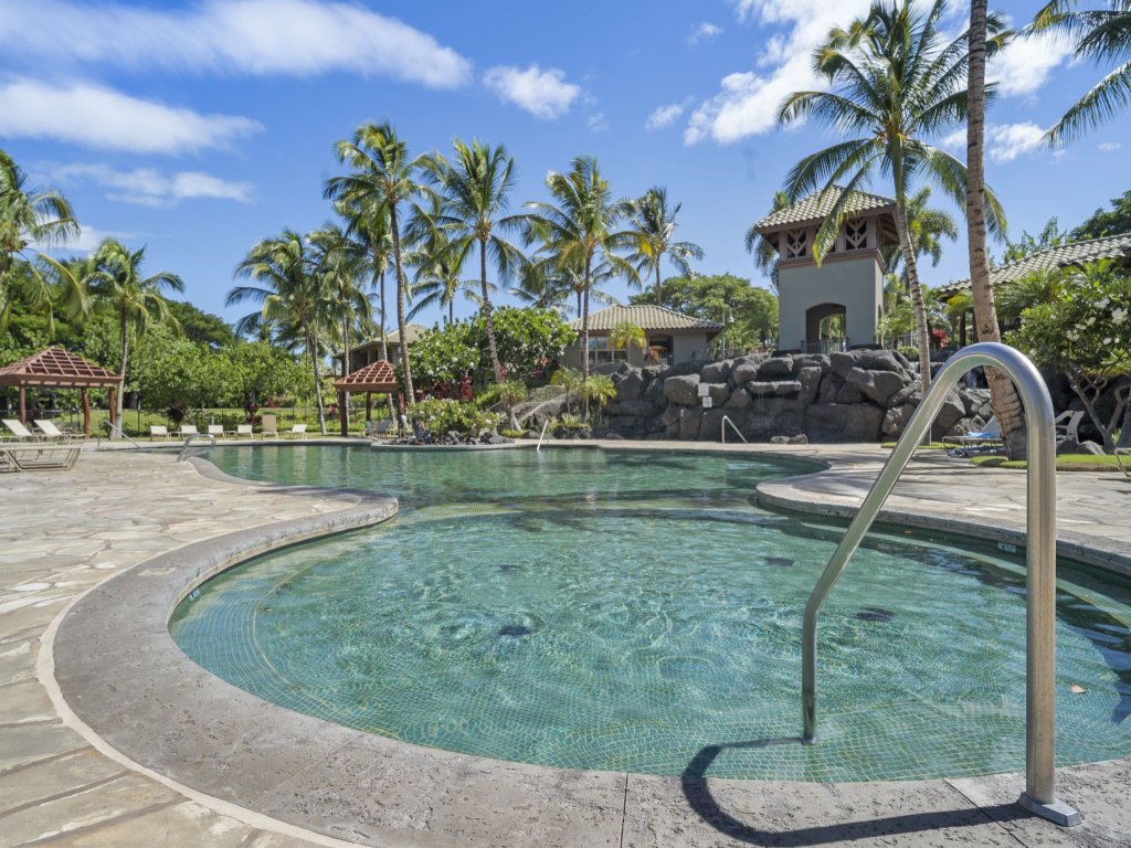Big Island Fairways at Mauna Lani 1701 Vacation Rental in Kamuela - RedAwning