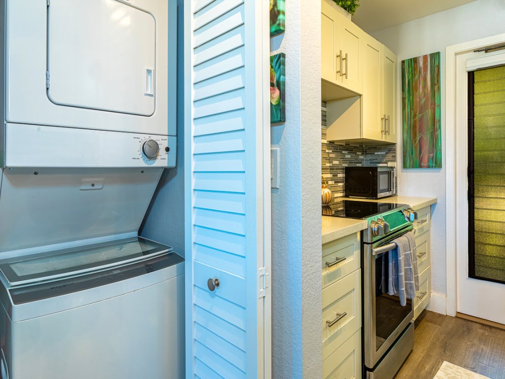 Maui Hill D-41 Vacation Rental in Kihei - RedAwning