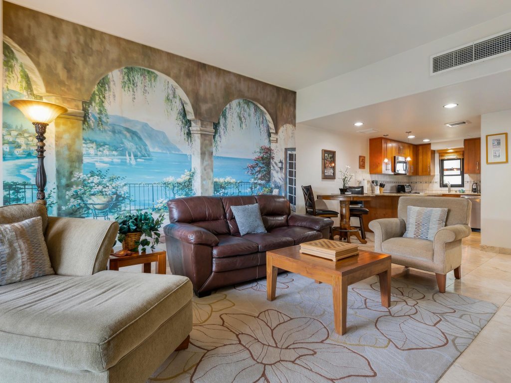 Big Island Royal Sea Cliff 325 Vacation Rental in Kailua-Kona - RedAwning