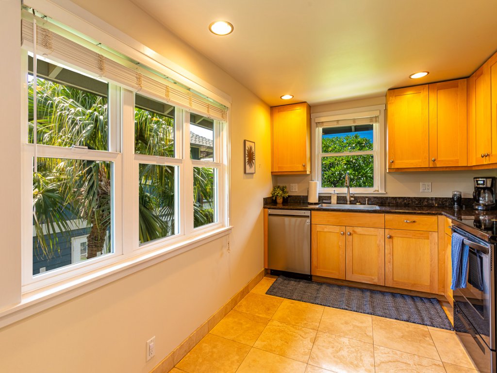 The Cove Hale Vacation Rental in Kihei - RedAwning
