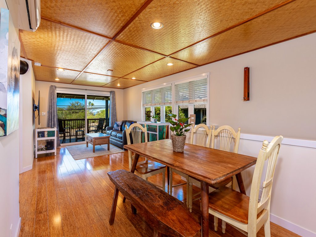 The Cove Hale Vacation Rental in Kihei - RedAwning