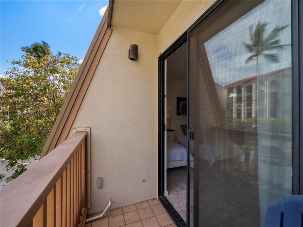 Maui Kamaole F203 Vacation Rental in Kihei - RedAwning