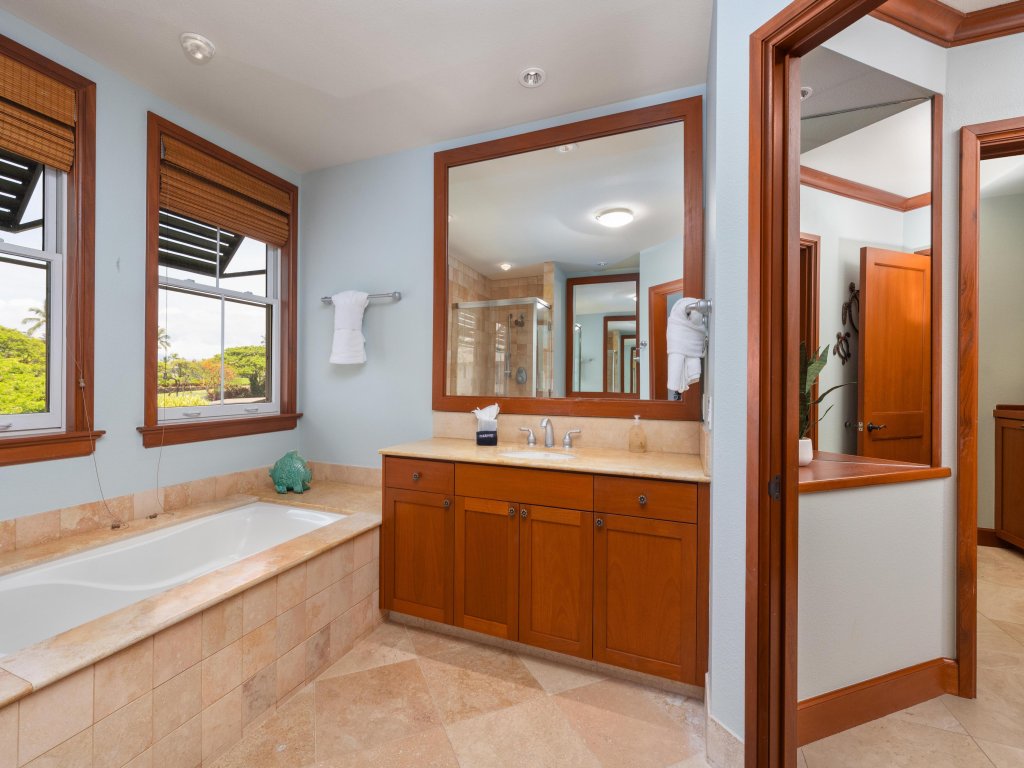 Big Island Kolea 11C Vacation Rental in Hawaii - RedAwning