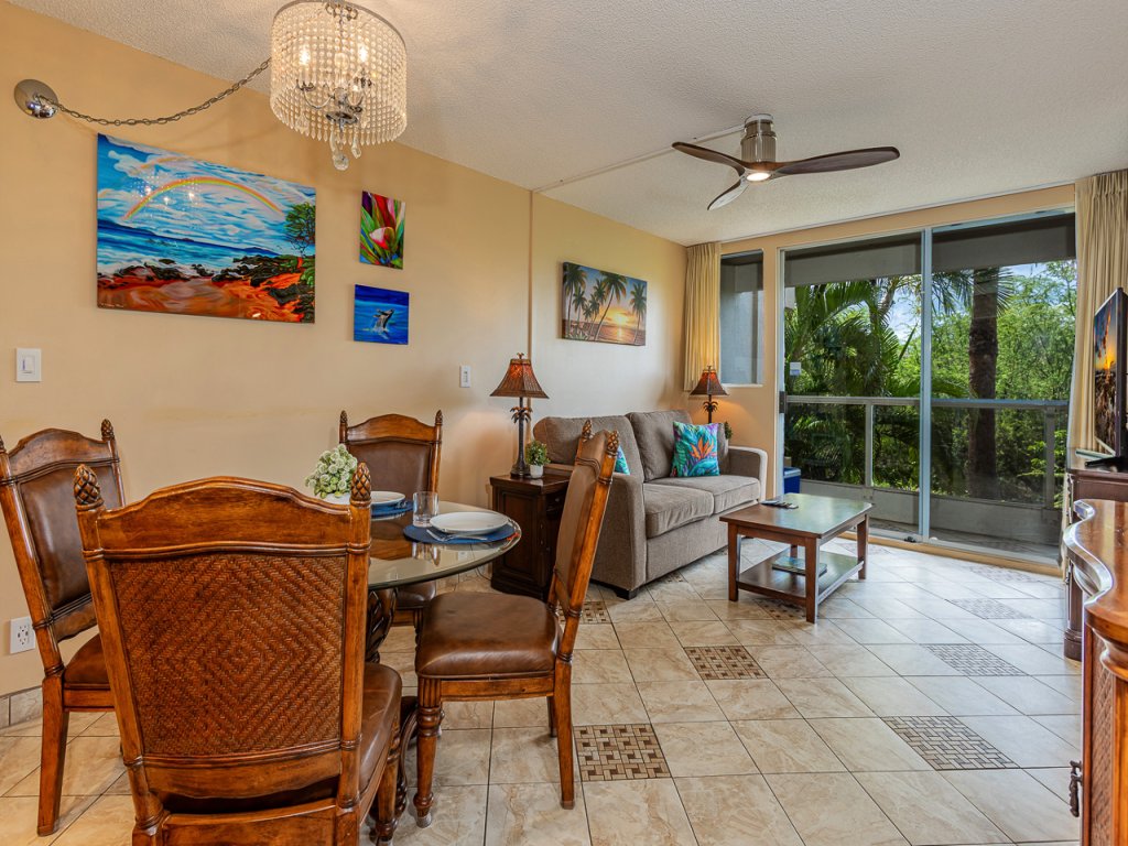 Maui Banyan H205 Vacation Rental in Kihei - RedAwning