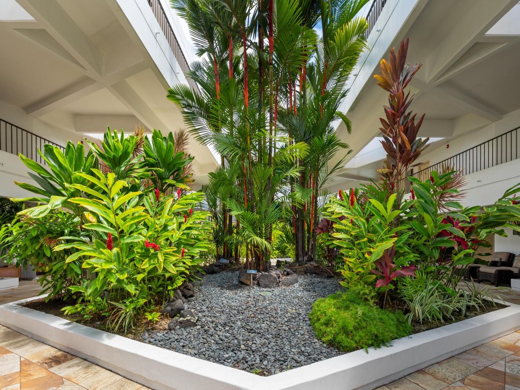 Big Island Royal Sea Cliff 401 Vacation Rental in Kailua Kona - RedAwning