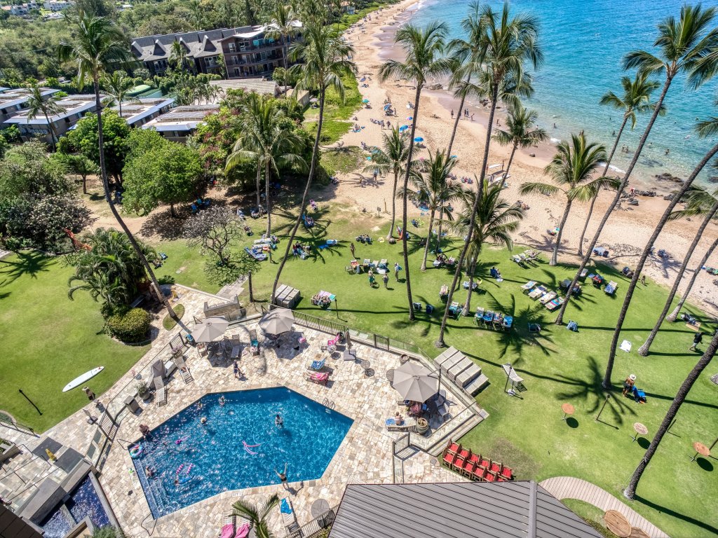 Mana Kai #705 Vacation Rental in Kihei - RedAwning