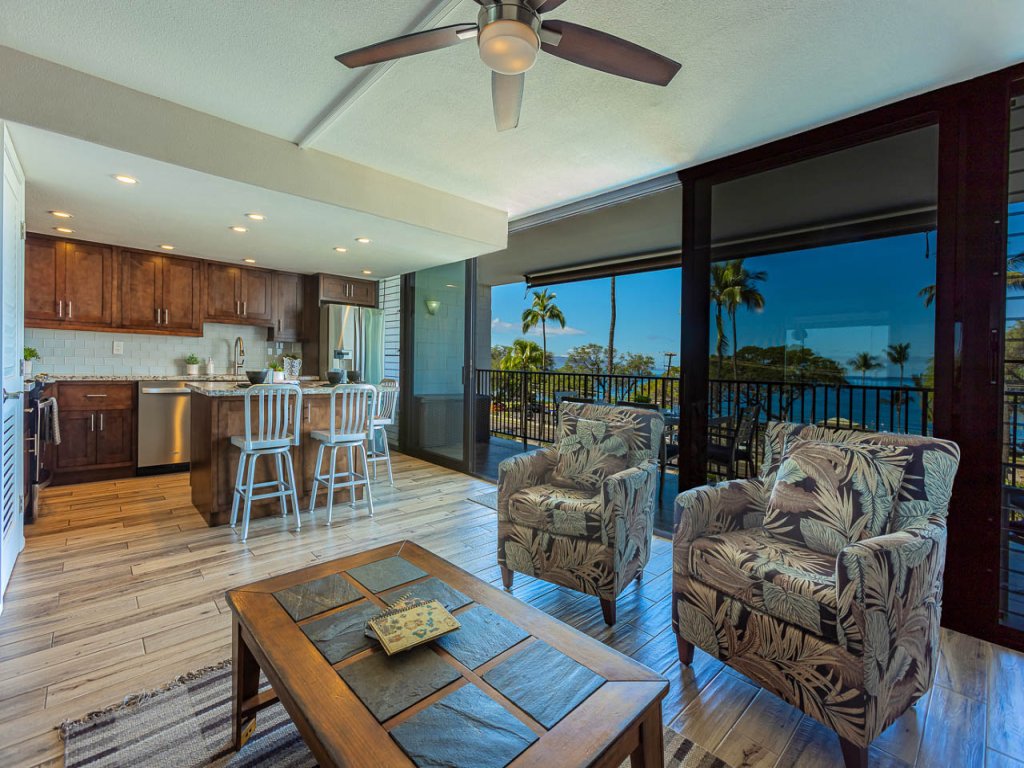 Maui Parkshore 408 Vacation Rental in Kihei - RedAwning